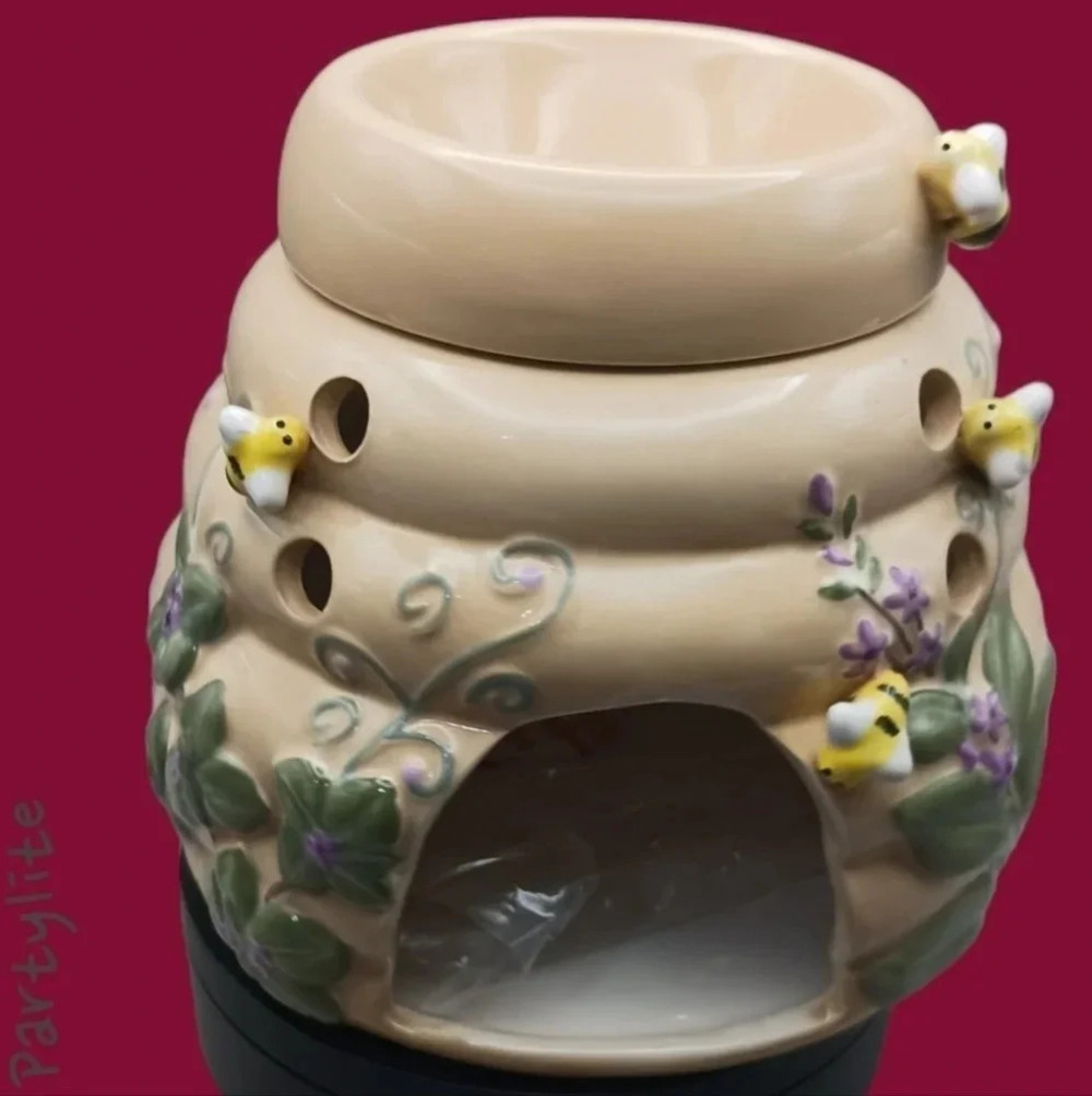 Partylite ceramic beehive aroma wax warmer